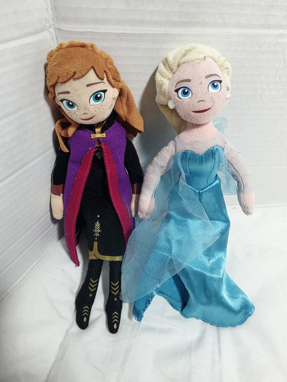 Disney Frozen Plush Elsa & Anna Dolls 10" Retired Decor Princess Queen